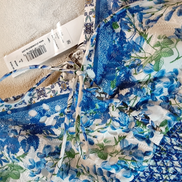 ALICE + OLIVIA Floral Lace Up Crawford Smocked Crop Top Size Small - Picture 4 of 8